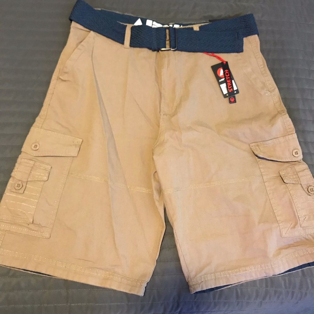 Airwalk tan men’s shorts size 34 new